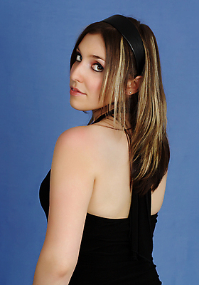 포토 JPG 해외이미지 백인 한명 사람 흰색 해외202004 해외포토 서양인 1 컬러 파일형식 이미지허브