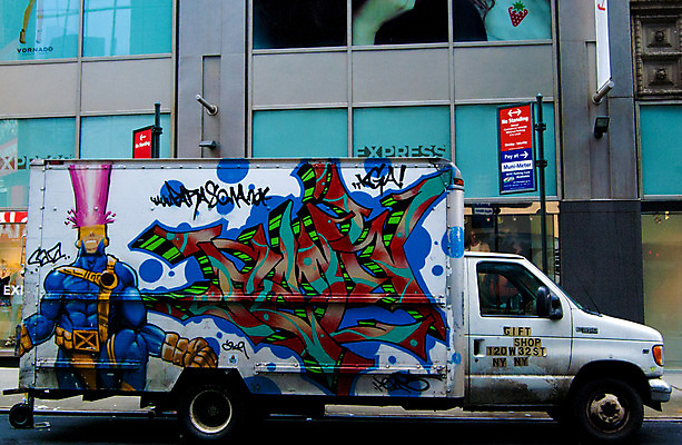 포토 JPG 해외이미지 동물 응시 문화 도로 여행 지도 배낭 자동차 자연 하늘 휴가 거리 사랑 풍경 사람없음 야외 건물 초록색 파란색 여행객 카메라 미국 도시 끝 상품 발사 배낭여행 뉴욕 시력 방문 짐차 동쪽 방법 백패커 해외202004 해외포토 건축물 시선 감정 길 육상교통 컬러 북아메리카 가방 교통시설 사람 전자제품 방향 생태계 파일형식 이미지허브