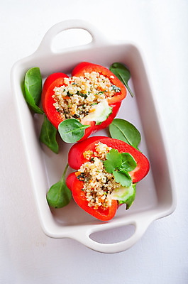 포토 JPG 해외이미지 음식 채소 파프리카 요리 사람없음 식사 저녁식사 당근 가득함 후추 건강식 점심식사 폭식 메인요리 퀴노아 해외202004 해외포토 곡류 뿌리채소 향신료 파일형식 이미지허브