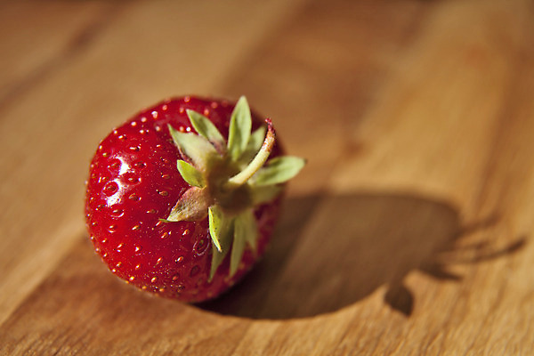 포토 JPG 해외이미지 계절 열매 음식 백그라운드 잎 다이어트 과일 재료 자연 탁자 딸기 디저트 건강 사람없음 목재 가로 빨간색 초록색 갈색 정원 수확 시골 신선 사발 닫기 달콤 맛 큼 준비 유기농 날것 내추럴 숙성 옛날 채식주의자 해외202004 해외포토 나무 식물 웰빙 컬러 가구 컨셉 농업 모션 사기그릇 크기 생태계 채식 파일형식 이미지허브