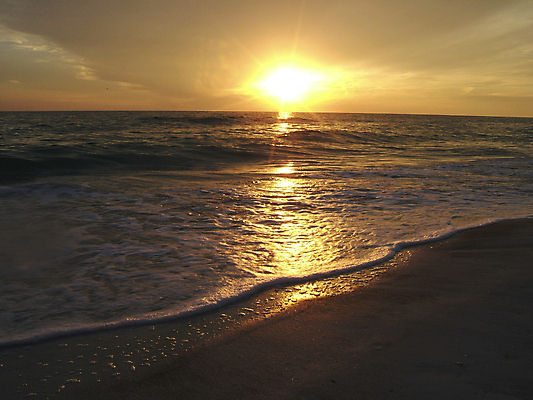 포토 JPG 해외이미지 파도 바다 백그라운드 컨셉 오렌지 휴가 따뜻함 해변 사람없음 물 여름 빛 태양 반사 노란색 평화 침묵 일몰 거품 광선 이국적 수평선 해외202004 해외포토 자연요소 계절 컬러 과일 노을 소리 파일형식 이미지허브