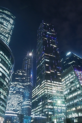 포토 JPG 해외이미지 외관 여행 백그라운드 비즈니스 건축양식 하늘 사람없음 야외 건물 파란색 빛 도시풍경 사무실 탑 고층빌딩 황혼 새벽 도시 업무 도심 야간 러시아 장면 빛망울 모스크바 해외202004 해외포토 자연요소 건축물 건축 유럽 컬러 풍경 빌딩 일몰 작업 파일형식 이미지허브