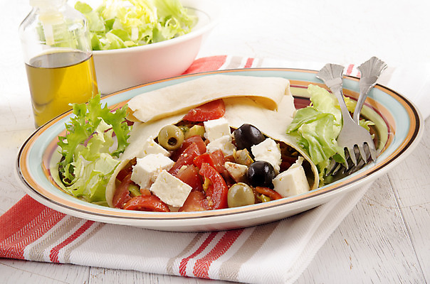 포토 JPG 해외이미지 전통 접시 유럽 음식 포크 다이어트 토마토 아침 디저트 치즈 건강 사람없음 초록색 검은색 샐러드 신선 맛 아침식사 굽기 지중해 가득함 올리브 그리스인 팬케이크 프랑스어 점심식사 얇은 접기 페스츄리 핸드메이드 행주 크레이프 해외202004 해외포토 주간 서양인 문자 식기 열매 나라 빵 바다 컬러 컨셉 채소 모션 유제품 케이크 식사 청소도구 구이 파일형식 이미지허브