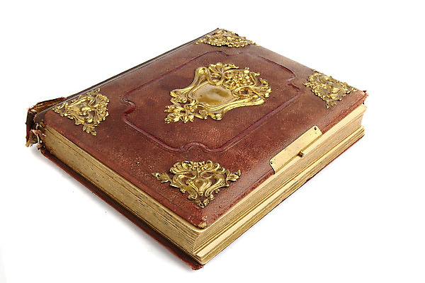 포토 JPG 해외이미지 캐릭터 종이 얼굴 백그라운드 추상 프레임 창조 사람없음 책 빨간색 파란색 금속 다이어리 골동품 덮개 게임 분위기 황금 가장자리 결과 인쇄 신비 앨범 사인 질감 공상 마법 영웅 우표 세피아 스크랩북 옛날 해외202004 해외포토 컬러 컨셉 무늬 재질 놀이 촬영기법 신체부위 사무용품 뚜껑 둘레 파일형식 이미지허브