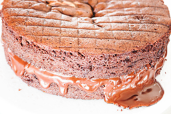 포토 JPG 해외이미지 접시 음식 조각 백그라운드 다이어트 추상 디저트 요리 사람없음 장식 갈색 파티 케이크 식당 초콜릿 어둠 빵집 흰색 축하 신선 원형 생일 달콤 맛 설탕 굽기 먹기 크림 오브젝트 질감 층 코코아 충동구매 무스 제빵사 페스츄리 해로움 핸드메이드 해외202004 해외포토 도형 직업 식기 기념일 음료 빵 컬러 컨셉 무늬 모션 건강 이벤트 쇼핑 상점 구이 과소비 파일형식 이미지허브