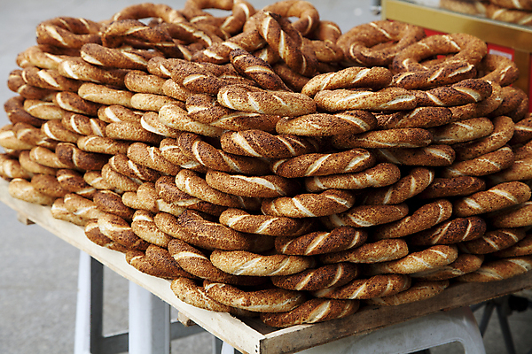 포토 JPG 해외이미지 실내 사람없음 쌓기 가판대 브레첼 해외202004 해외포토 모션 디저트 내부 파일형식 이미지허브