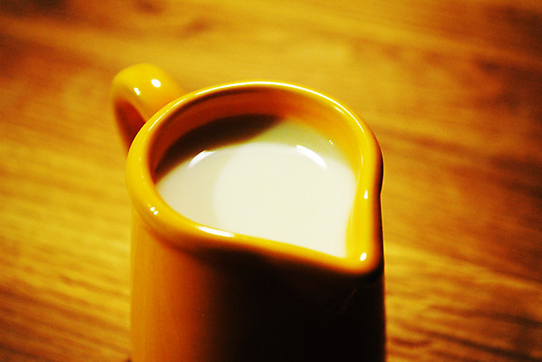 포토 JPG 해외이미지 유제품 사람없음 노란색 우유 머그컵 조끼 칼슘 해외202004 해외포토 컬러 컵 외투 파일형식 이미지허브