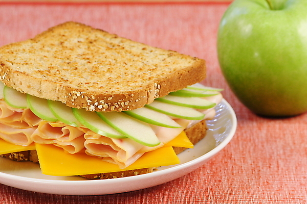 포토 JPG 해외이미지 접시 음식 빵 다이어트 토마토 채소 자연 치즈 샌드위치 건강 요리 사람없음 빨간색 초록색 요식업 식당 식사 치킨 샐러드 소고기 튀김 흰색 신선 고급 맛 아침식사 상추 굽기 만취 먹기 배고픔 속도 클럽 햄 토스트 베이컨 칠면조 마요네즈 프랑스어 점심식사 식용 해외202004 해외포토 문자 식기 산업 컬러 컨셉 모션 조류 유제품 육류 돼지고기 상점 소스_음식 구이 생태계 닭고기요리 술취함 파일형식 이미지허브