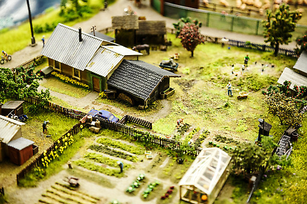 포토 JPG 해외이미지 자동차 사람없음 장난감 농장 미니어처 도시 오브젝트 해외202004 해외포토 육상교통 농업 모형 파일형식 이미지허브