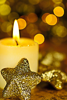 포토 JPG 해외이미지 별 백그라운드 크리스마스 패턴 상상 검은배경 추상 조명 사람없음 장식 가로 빛 노란색 화려 그룹 황금 우아함 야간 소프트포커스 보케 빛망울 광 여의주 카피스페이스 해외202004 해외포토 자연요소 기념일 컬러 컨셉 무늬 촬영기법 검은색 공백 파일형식 이미지허브