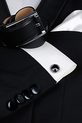 포토 JPG 해외이미지 직업 옷 남자 나비 결혼 셔츠 비즈니스 성공 남편 넥타이 실내 정장 턱시도 사람없음 빛 세트 유행 목도리 재킷 장비 벨트 축하 직물 화려 기다림 클래식 우아함 스마트 오브젝트 준비 부드러움 예복 스타일 해외202004 해외포토 잡화 곤충 컨셉 상의 모션 사람 이벤트 내부 외투 감각 파일형식 이미지허브