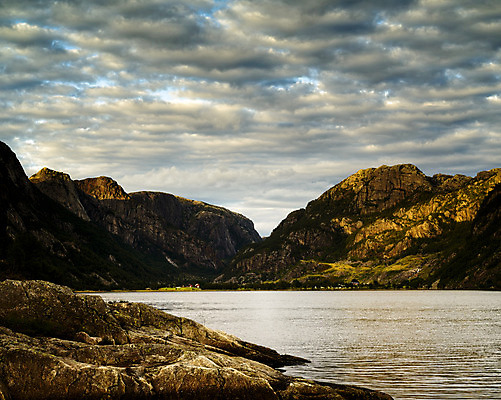포토 JPG 해외이미지 유럽 호수 자연 북유럽 노르웨이 풍경 사람없음 야외 물 여름 계곡 스칸디나비아 해외202004 해외포토 자연요소 계절 나라 생태계 파일형식 이미지허브
