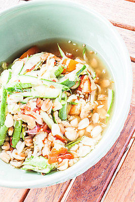 포토 JPG 해외이미지 접시 음식 백그라운드 다이어트 채소 태국 고추 오이 새우 거리 건강 요리 동양인 사람없음 여름 주방 식당 식사 저녁식사 샐러드 맛 먹기 허브 매움 라임 후추 점심식사 해외202004 해외포토 식물 식기 계절 아시아 컨셉 과일 모션 갑각류 인종 상점 향신료 파일형식 이미지허브