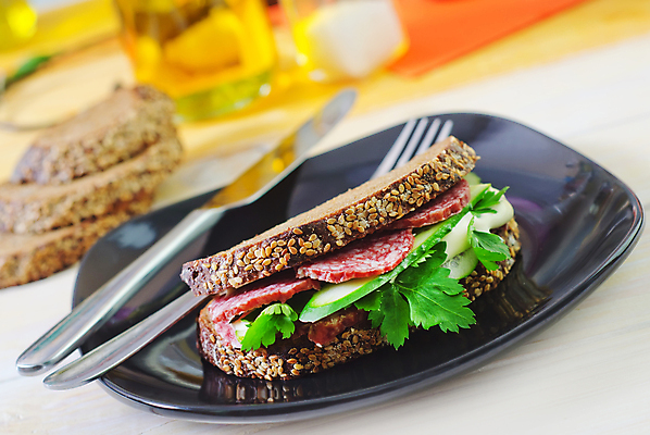 포토 JPG 해외이미지 식물 어린이 음식 빵 분홍색 조각 다이어트 토마토 채소 가족 양파 오이 치즈 새로움 샌드위치 건강 사람없음 빨간색 세로 초록색 여름 농작물 소풍 주방 보라색 식사 수확 흰색 아침식사 상추 자르기 허브 점심식사 딜 영양소 채식주의자 총각무 호밀 해외202004 해외포토 계절 컬러 컨셉 농업 관계 모션 유제품 곡류 사람 야외활동 무 채식 파일형식 이미지허브