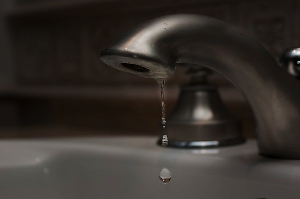 포토 JPG 해외이미지 모션 자연 사람없음 물 반사 젖음 신선 투명 액체 고독 떨어짐 순수 환경보전 심플 여의주 해외202004 해외포토 자연요소 감정 컨셉 사회이슈 생태계 파일형식 이미지허브