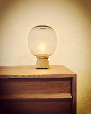 포토 JPG 해외이미지 벽 조명 주택 실내 따뜻함 사람없음 내부 장식 빛 인테리어 갈색 램프 클래식 우아함 빛망울 비네팅 스타일 해외202004 해외포토 디자인 컬러 컨셉 촬영기법 건물 파일형식 이미지허브