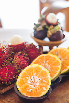 포토 JPG 해외이미지 모양 계절 아시아 음식 농업 오렌지 과일 재료 태국 자연 디저트 건강 동양인 사람없음 초록색 식당 보라색 주스 신선 달콤 맛 먹기 내추럴 숙성 이국적 해외202004 해외포토 나라 산업 음료 컬러 컨셉 모션 인종 상점 생태계 파일형식 이미지허브