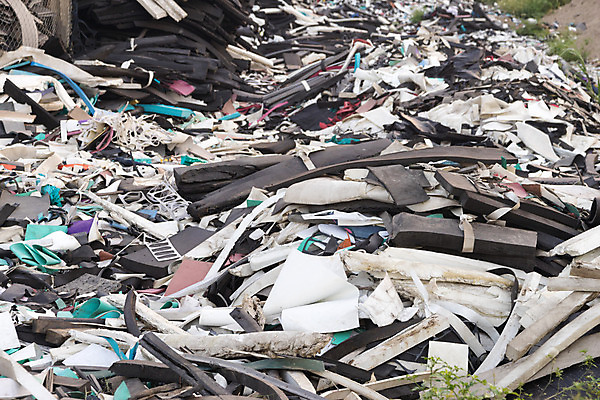 포토 JPG 해외이미지 산업 사람없음 환경 검은색 재활용 거품 쓰레기 플라스틱 버리기 가득함 타일 고무 엘리먼트 해외202004 해외포토 컬러 모션 재질 친환경 파일형식 이미지허브