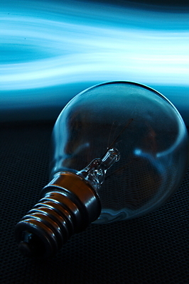 포토 JPG 해외이미지 모양 1 디자인 백그라운드 컨셉 일러스트 비즈니스 전구 유리 추상 전등 아이디어 창조 사람없음 옆모습 빛 쌓기 우주 환경 검은색 어둠 힘 장비 에너지 흰색 램프 오브젝트 형광등 빛망울 혁명 광 필라멘트 해외202004 해외포토 뷰포인트 컬러 무늬 모션 재질 조명 파일형식 이미지허브
