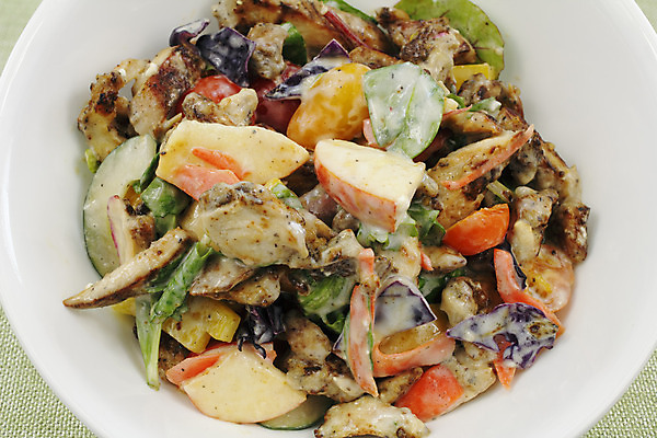 포토 JPG 해외이미지 접시 음식 조각 다이어트 토마토 채소 과일 오이 사람없음 빨간색 빛 컬러풀 노란색 보라색 식사 저녁식사 치킨 당근 샐러드 흰색 직물 원형 사발 닫기 크림 유기농 양배추 시금치 점심식사 블루치즈 입가심 총각무 해외202004 해외포토 도형 식기 웰빙 컬러 모션 치즈 뿌리채소 건강 사기그릇 무 닭고기요리 파일형식 이미지허브