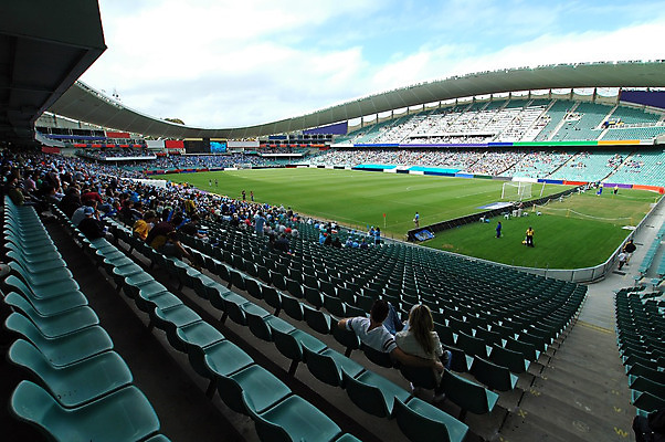 포토 JPG 해외이미지 스포츠 올림픽 밭 의자 놀이 사람없음 야외 세계 축구 경쟁 경기장 게임 점수 일반 골 해외202004 해외포토 가구 컨셉 농업 스포츠시설 구기 파일형식 이미지허브