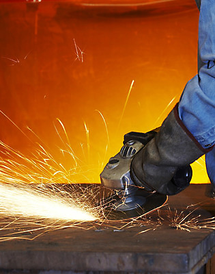 포토 JPG 해외이미지 직업 산업 오렌지 공장 불 안전 사람없음 빛 금속 과학기술 광선 공구 업무 바퀴 뜨거움 수리 제조 분무기 그라인더 갈기 철강 해외202004 해외포토 자연요소 과일 공업 재질 기술 도구 작업 커피용품 파일형식 이미지허브