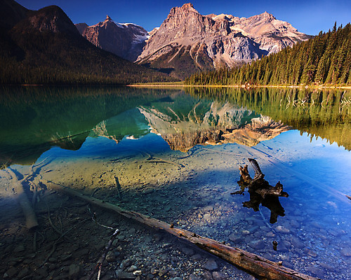 포토 JPG 해외이미지 구름 아이콘 공원 호수 여행 캐나다 자연 하늘 영국 산 주택 풍경 사람없음 야외 초록색 물 여름 파란색 컬러풀 반사 평화 미국 침묵 하이킹 가을 콜롬비아 정상 저녁 숲 오두막 순수 에메랄드 카누 격려 북쪽 강렬 깊이 밴프 앨버타 전국 절정 터키석 특별함 로키산맥 해외202004 해외포토 자연요소 계절 공공시설 감정 유럽 컬러 컨셉 북아메리카 모션 레저 건물 소리 수상스포츠 남아메리카 야간 보석 방향 생태계 파일형식 이미지허브