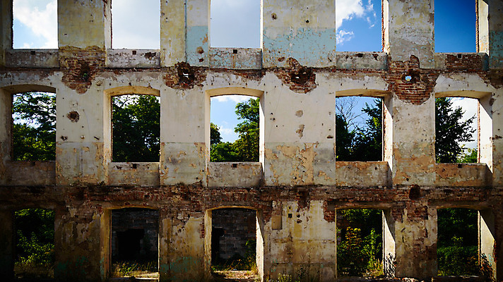 포토 JPG 해외이미지 전통 디자인 외관 유럽 벽 백그라운드 패턴 건축양식 창문 유리 날씨 벽돌 주택 프레임 사람없음 내부 건물 목재 장식 빨간색 초록색 빛 갈색 문 금속 수확 골동품 바위 흰색 시골 도시 역사 묘사 부식 질감 복고 내추럴 그런지 깨짐 옛날 해외202004 해외포토 나무 건축물 건축 나라 컬러 컨셉 무늬 농업 재료 재질 돌_바위 파일형식 이미지허브