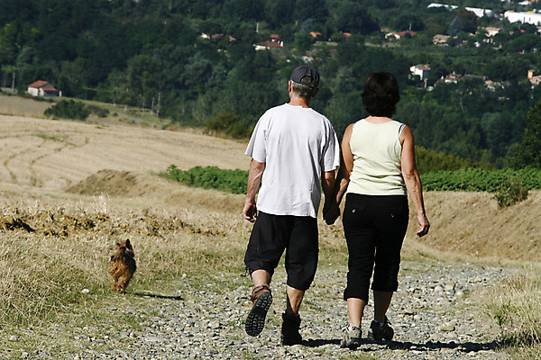 포토 JPG 해외이미지 공원 여자 남자 스포츠 가족 자연 산 함께함 사랑 풍경 성인 사람없음 야외 하이킹 해외202004 해외포토 공공시설 감정 컨셉 관계 레저 사람 생태계 파일형식 이미지허브