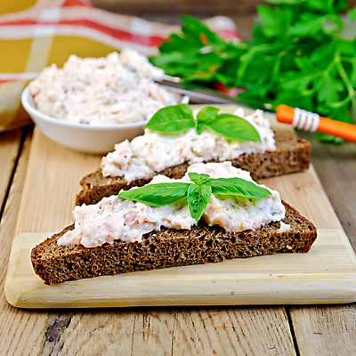 포토 JPG 해외이미지 음식 빵 조각 백그라운드 부분 실내 파슬리 샌드위치 건강 어류 사람없음 목재 초록색 식사 아침식사 애피타이저 시리얼 먹기 해산물 크림 만족 준비 냅킨 정사각형 피클 슬라이스 향기 토스트 연어 층 바질 훈제 마요네즈 얇은 짠맛 호밀 개조 해외202004 해외포토 도형 나무 감정 컬러 채소 재료 모션 곡류 내부 수중동물 소스_음식 맛 냄새 절임 파일형식 이미지허브