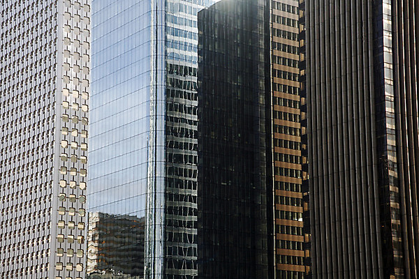 포토 JPG 해외이미지 산업 돈 비즈니스 창문 하늘 사람없음 건물 그래픽 사무실 탑 고층빌딩 프랑스 도시 업무 상업 천연기념물 파리(프랑스) 해외202004 해외포토 건축물 유럽 빌딩 작업 재산 파일형식 이미지허브