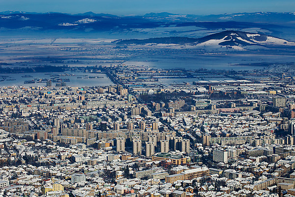 포토 JPG 해외이미지 유럽 여행 겨울 건축양식 주택 안테나 파노라마 사람없음 건물 도시풍경 도시 센터 도심 정상 언덕 타운 동쪽 루마니아 옛날 트란실바니아 해외202004 해외포토 건축물 계절 건축 나라 통신 촬영기법 풍경 방향 파일형식 이미지허브