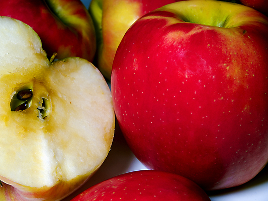 포토 JPG 해외이미지 음식 농업 다이어트 과일 씨앗 사람없음 빨간색 초록색 신선 달콤 맛 사과 자르기 해외202004 해외포토 식물 산업 컬러 컨셉 모션 건강 파일형식 이미지허브