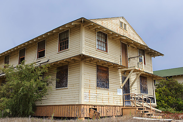 포토 JPG 해외이미지 공원 건축양식 군대 주택 사람없음 건물 미국 군인 골동품 성 역사 버리기 폐허 시설 군용 캘리포니아 육군 구식 썩음 옛날 해외202004 해외포토 직업 건축물 공공시설 건축 북아메리카 모션 국군 파일형식 이미지허브