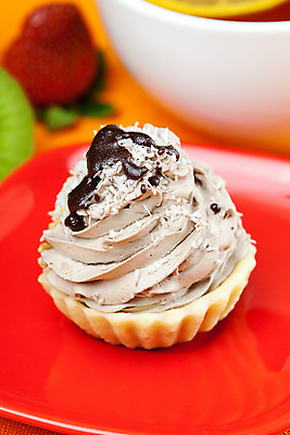 포토 JPG 해외이미지 전통 식기 접시 열매 문화 음료 음식 백그라운드 잎 오렌지 과일 자연 딸기 디저트 귤 사탕 키위 요리 사람없음 컵 세로 노란색 케이크 초콜릿 검은색 빵집 견과류 흰색 뜨거움 액체 달콤 맛 아침식사 잼 설탕 레몬 배고픔 컵받침 크림 젤리 마멀레이드 숙성 페스츄리 해외202004 해외포토 식물 빵 컬러 컨셉 상점 식사 소스_음식 받침대 생태계 파일형식 이미지허브