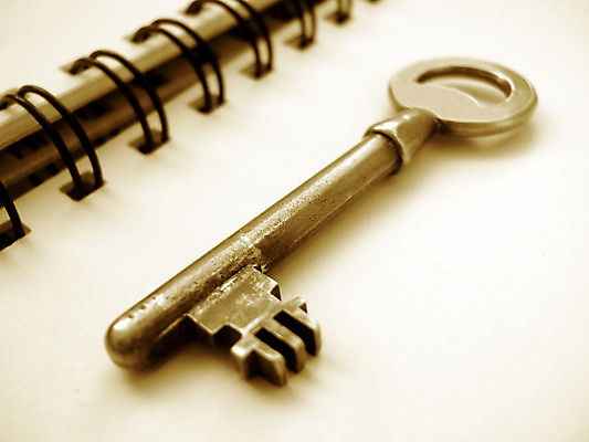 포토 JPG 해외이미지 디자인 백그라운드 컨셉 비즈니스 성공 열쇠 추상 주택 아이디어 안전 사람없음 세일 문 금속 공책 펼침 재산 보호 계획 대표 입장 묘사 오브젝트 검색 리더 보안 전략 문제 해결 보험 발견 렌탈 엘리먼트 임대 진짜 해외202004 해외포토 무늬 모션 재질 문구용품 건물 금융 경제 파일형식 이미지허브