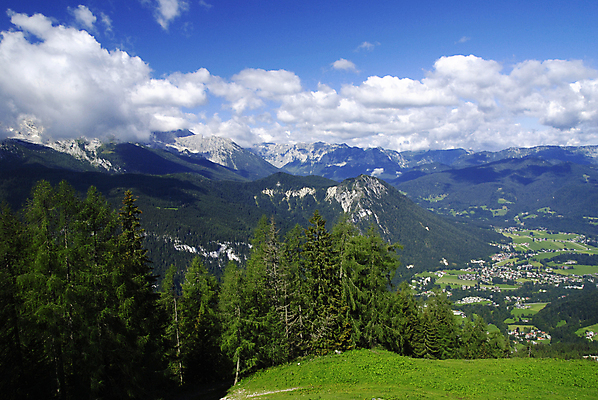 포토 JPG 해외이미지 나무 구름 자연 하늘 산 풍경 사람없음 파란색 계곡 봄 시골 소나무 오스트리아 숲 알프스 절정 해외202004 해외포토 자연요소 식물 계절 유럽 컬러 생태계 파일형식 이미지허브