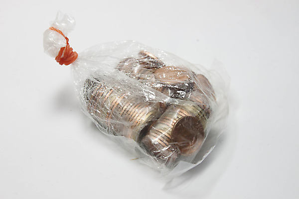 포토 JPG 해외이미지 백그라운드 컨셉 돈 가방 비즈니스 태국 성공 사람없음 금융 쇼핑 금속 동전 저축 흰색 우승 오픈 그룹 재산 주머니 큼 플라스틱 가득함 심볼 오브젝트 사인 속도 투자 상업 캔버스 자루 소매 보물 고립 세금 인출 파우치 해외202004 해외포토 잡화 아시아 컬러 재질 경제 최고 크기 파일형식 이미지허브