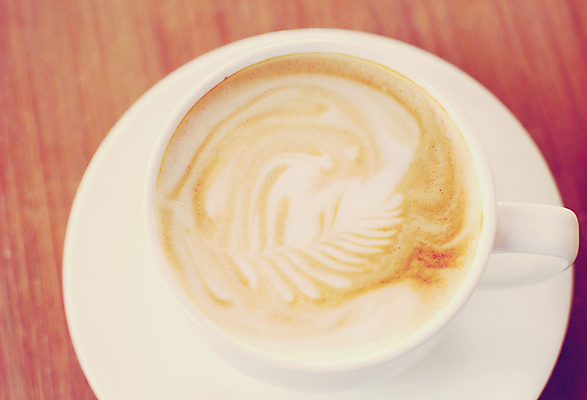 포토 JPG 해외이미지 접시 디자인 커피 음료 음식 탁자 아침 요리 미술 사람없음 목재 컵 갈색 식당 초콜릿 거품 카페 우유 머그컵 흰색 신선 뜨거움 맛 아침식사 컵받침 크림 복고 아로마 바리스타 카푸치노 에스프레소 중독 단절 라떼 모카 소셜네트워크 카페인 파스텔톤 필터 효과 해외202004 해외포토 주간 나무 직업 식기 컬러 가구 컨셉 재료 문화예술 디저트 유제품 상점 식사 받침대 파일형식 이미지허브