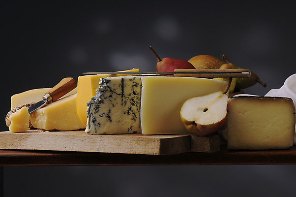 포토 JPG 해외이미지 음식 빵 치즈 유제품 사람없음 주방 와인 이탈리아 흰색 바게트 상품 서식 살라미 섞기 토스카나 해외202004 해외포토 유럽 컬러 주류 파일형식 이미지허브