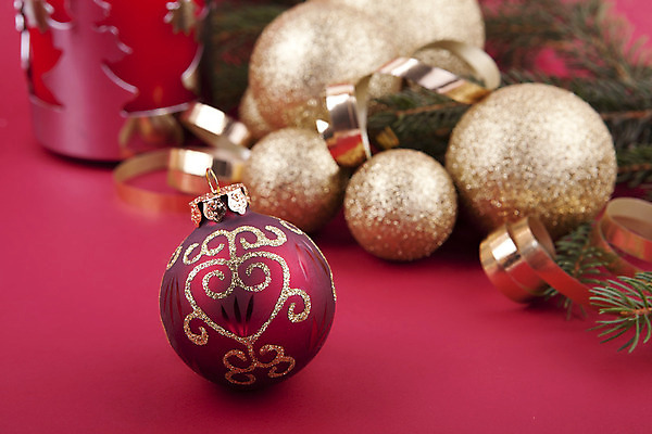 포토 JPG 해외이미지 나무 전통 디자인 계절 리본 종교 문화 백그라운드 컨셉 크리스마스장식 크리스마스 겨울 공 휴가 새로움 기념 사람없음 장식 빨간색 빛 컬러풀 크리스마스트리 축제 등불 램프 축하 원형 신용카드 화려 황금 12월 연도 심볼 오브젝트 전나무 해외202004 해외포토 도형 식물 기념일 컬러 조명 금융 날짜 파일형식 이미지허브