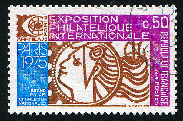 포토 JPG 해외이미지 여자 장신구 봉투 항해 이벤트 사람없음 옆모습 장식 머리 탑 프랑스 수확 골동품 보트 메시지 역사 물개 편지 수집 전시회 구슬 심볼 복고 엽서 쇼 우표 돛대 슬로건 옛날 파리(프랑스) 해외202004 해외포토 건축물 유럽 뷰포인트 농업 배_교통 포유류 사람 신체부위 바다동물 전시 파일형식 이미지허브