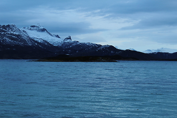 포토 JPG 해외이미지 구름 바다 하늘 노르웨이 풍경 사람없음 파란색 빛 북극 해외202004 해외포토 자연요소 유럽 컬러 극지방 파일형식 이미지허브