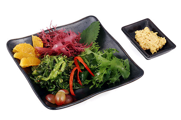 포토 JPG 해외이미지 전통 접시 아시아 문화 음식 다이어트 오렌지 밥 오이 연체동물 건강 육류 어류 동양인 인종 사람없음 빨간색 식당 일본 검은색 식사 저녁식사 초밥 추위 회 흰색 신선 바 해조류 참치 먹기 레몬 해산물 준비 날것 연어 동쪽 점심식사 고립 대두 번 해외202004 해외포토 식기 나라 빵 컬러 채소 과일 식재료 모션 무척추동물 사람 상점 수중동물 해양식물 방향 일본음식 파일형식 이미지허브