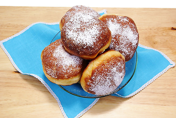 포토 JPG 해외이미지 접시 음식 백그라운드 디저트 사람없음 파란색 신선 원형 도넛 달콤 잼 굽기 마멀레이드 슈가파우더 해외202004 해외포토 도형 식기 컬러 소스_음식 맛 구이 파일형식 이미지허브