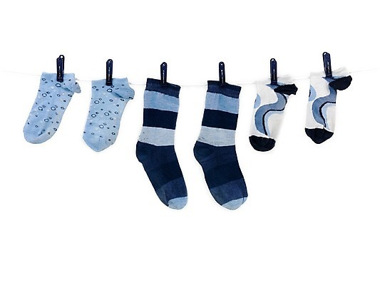 포토 JPG 해외이미지 옷 길 선 백그라운드 양말 건조 매달리기 집게 사람없음 파란색 공백 흰색 빨래 자르기 빨래집게 고립 해외202004 해외포토 컬러 가사 모션 파일형식 이미지허브