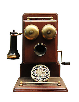 포토 JPG 해외이미지 이어폰 비즈니스 통신 대화 사람없음 목재 스마트폰 사무실 숫자 외침 장비 수확 골동품 반지 클래식 연결 전화기 향수 수화기 상담 복고 과거 부름 다이얼 소통 고립 구식 옛날 의사소통 해외202004 해외포토 나무 문자 음향기기 컨셉 농업 재료 장신구 모션 말하기 핸드폰 스마트기기 소리 화장품 파일형식 이미지허브