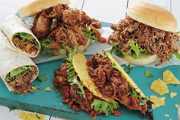 포토 JPG 해외이미지 음식 포장 패스트푸드 샌드위치 종류 육류 돼지고기 사람없음 선택 타코 점심식사 길거리음식 해외202004 해외포토 컨셉 식재료 식사 인스턴트 파일형식 이미지허브