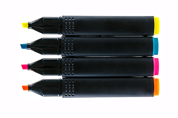 포토 JPG 해외이미지 교육 분홍색 백그라운드 오렌지 학교 표시 미술 사람없음 파란색 컬러풀 사무실 펜 노란색 흰색 형광펜 고립 강조 해외202004 해외포토 컬러 과일 비즈니스 문화예술 필기구 파일형식 이미지허브