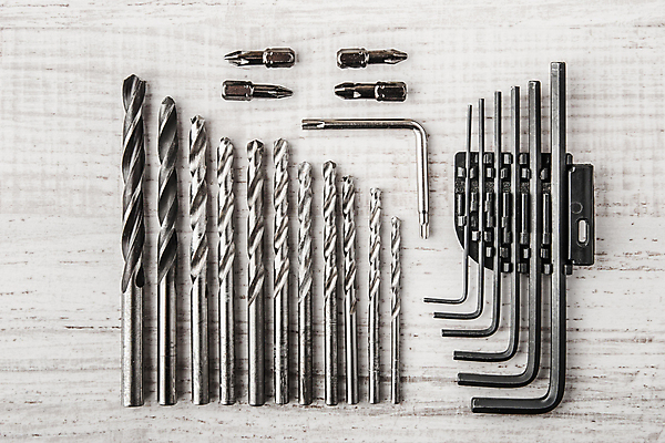 포토 JPG 해외이미지 모양 백그라운드 탁자 사람없음 목재 금속 검은색 회색 흰색 공구 스패너 원형 은색 수집 송곳 철강 스타일 많음 해외202004 해외포토 도형 나무 컬러 가구 컨셉 재료 재질 도구 파일형식 이미지허브